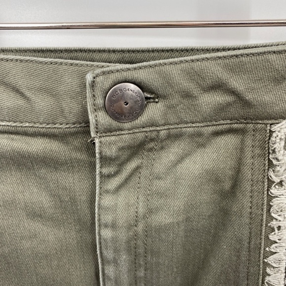 BCBGeneration Skirt Size 8 or 29 - Picture 6 of 7